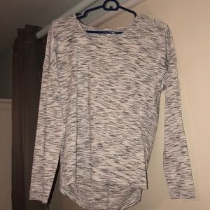 Lulu lemon long sleeve shirt, never worn